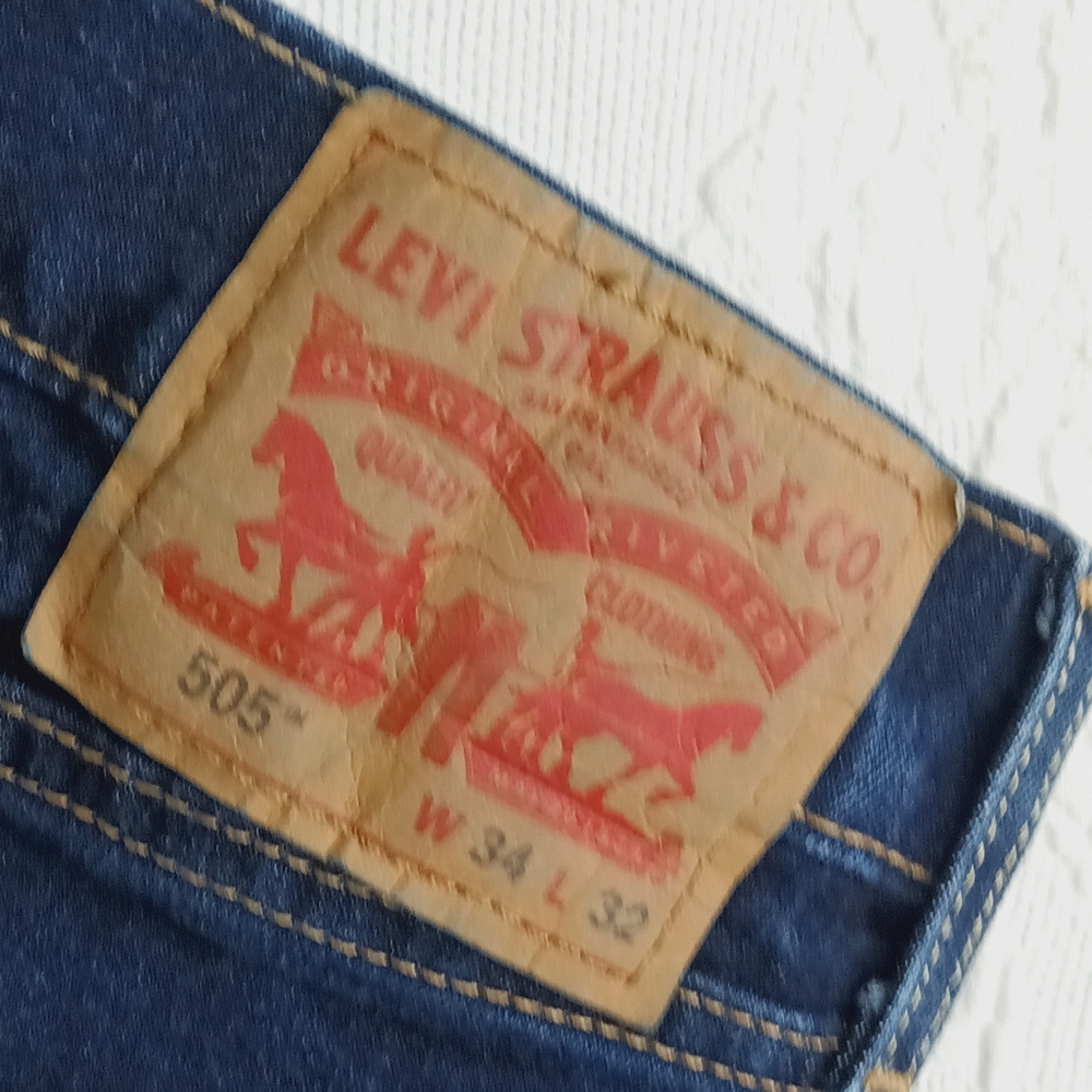 Levi Straiss Dark Blue Classic Straight Leg Jeans 34x32 Western Stylish Basics - Picture 7 of 10